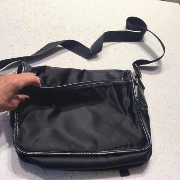 Prada crossbody - Picture 5 of 8